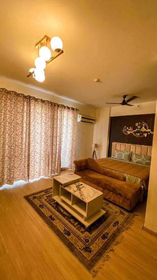 Caramel Dlf My Pad Aparthotel Lucknow Eksteriør bilde